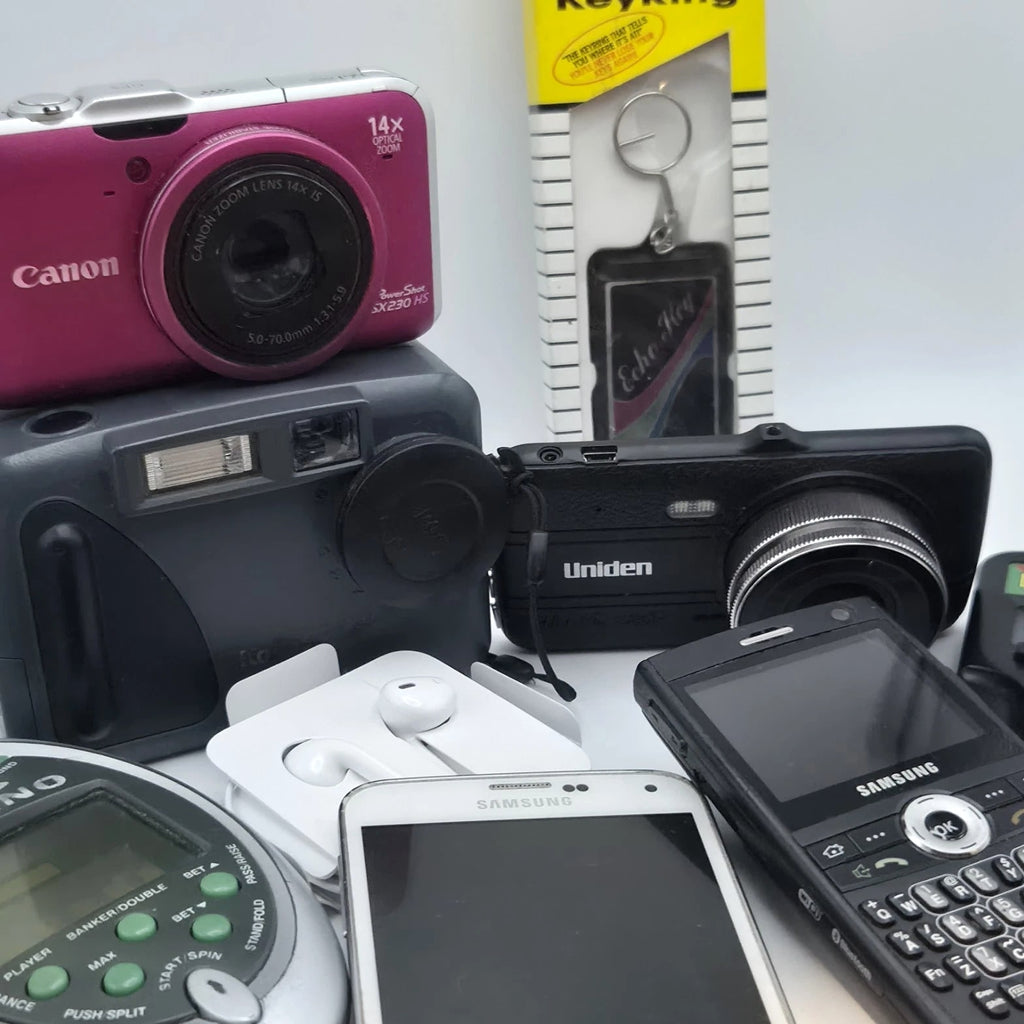 Canon Camera Kodak Samsung Mixed Electronics Lot Dash Cam Phone Gadgets Untested