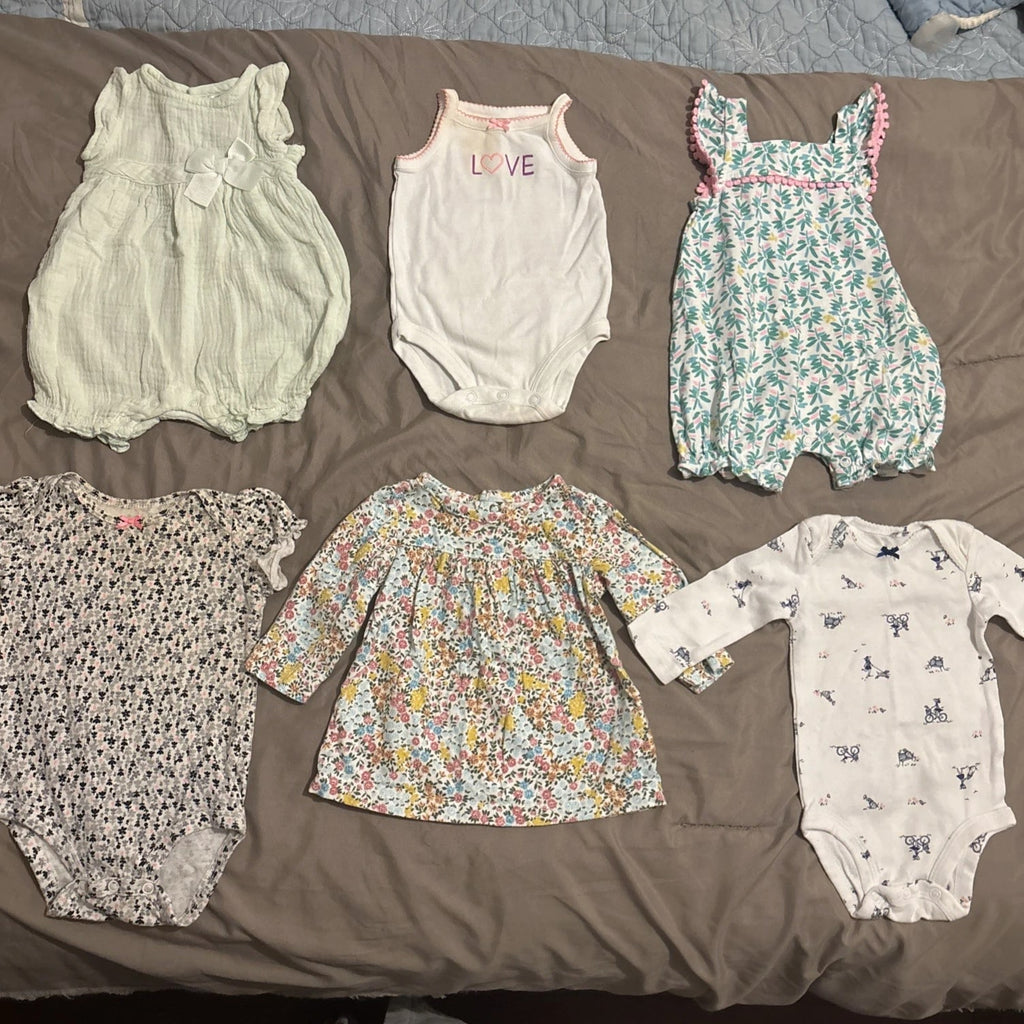 Carter’s Infant Baby’s Girl Bundle Clothing 3 Months Floral And Solid Prints