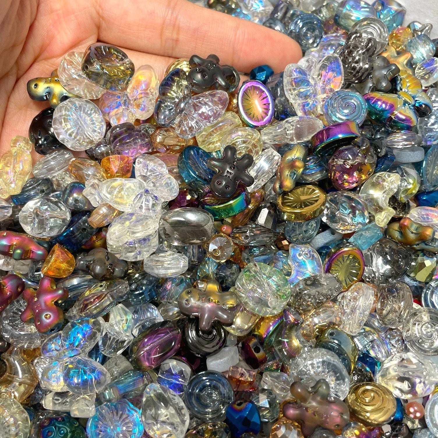 100g Glass beads lot jewelry making mix variety bead supplies Read Description