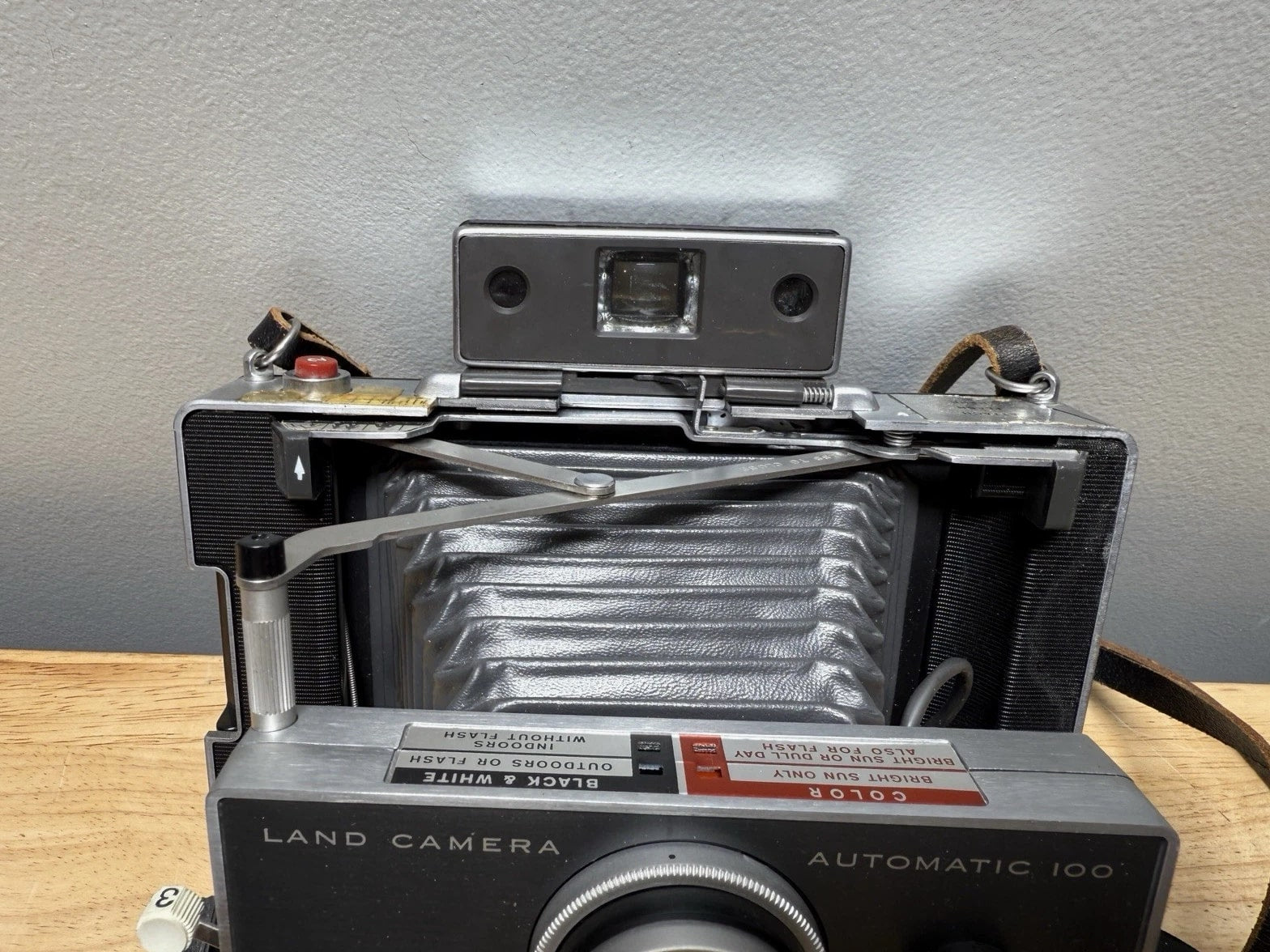 Vintage Polaroid Model Automatic 100 Land Camera w/ Manual UNTESTED