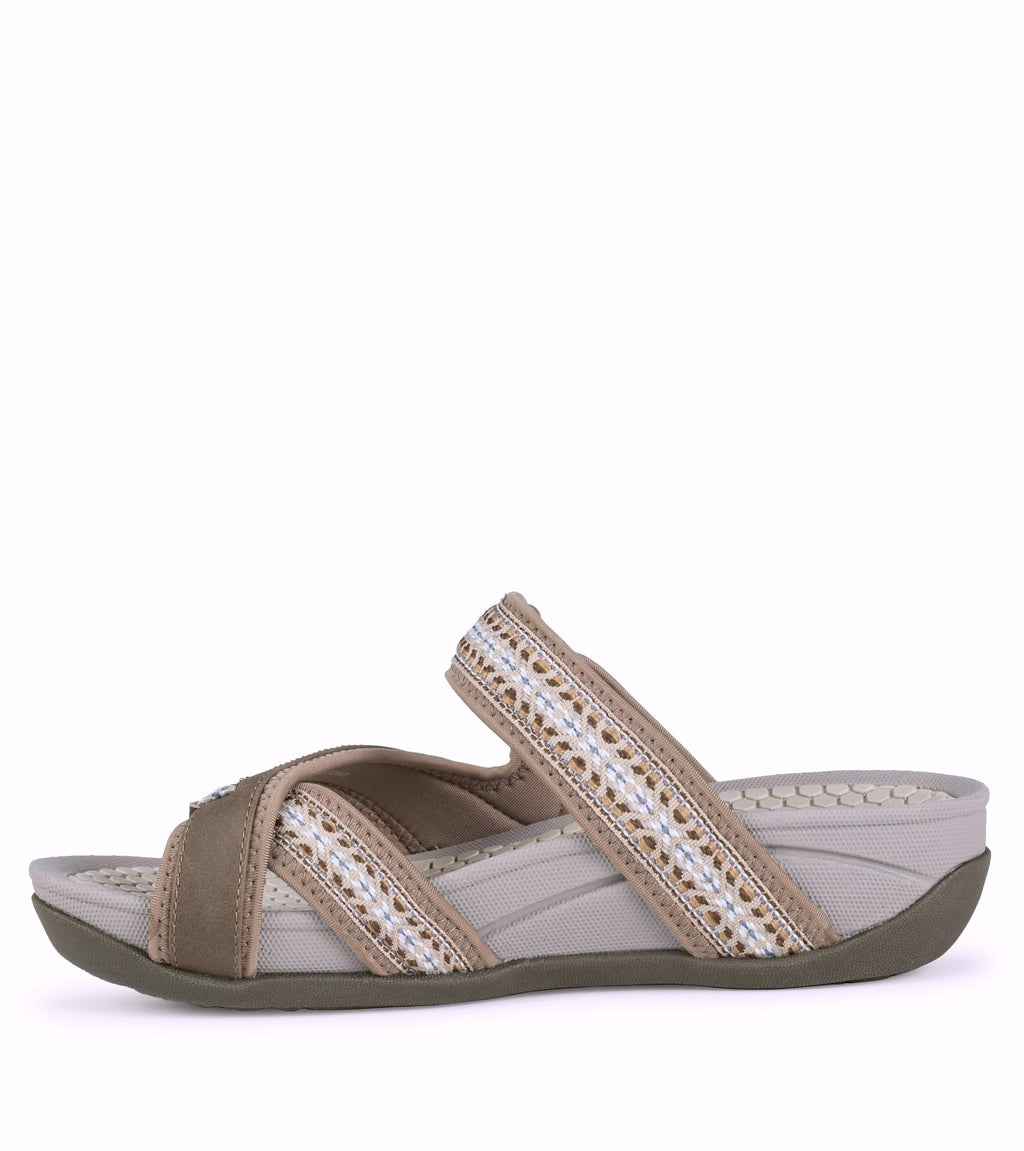 BareTraps DENNI Women's Open Toe Casual Mule Sandal