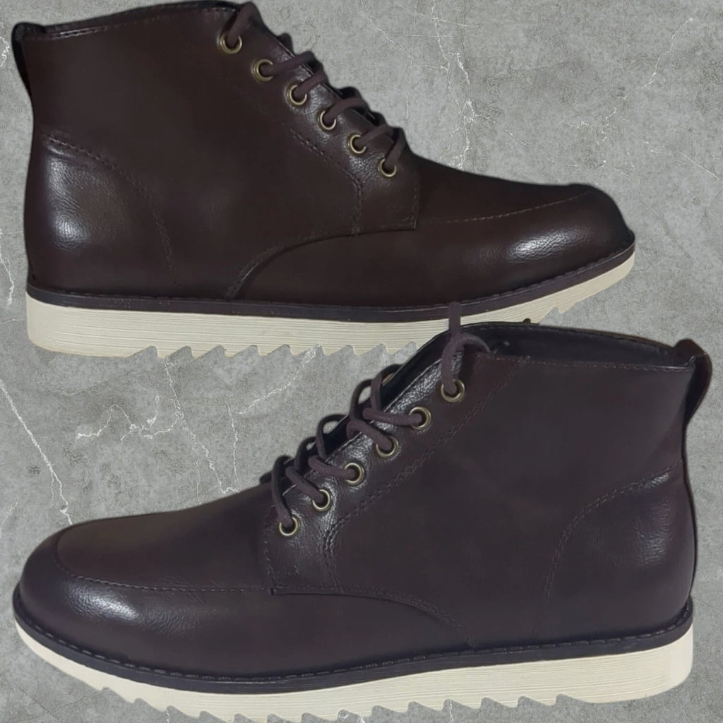 The Frye & Co. Titus Chukka Boots Men's 9.5M Brown