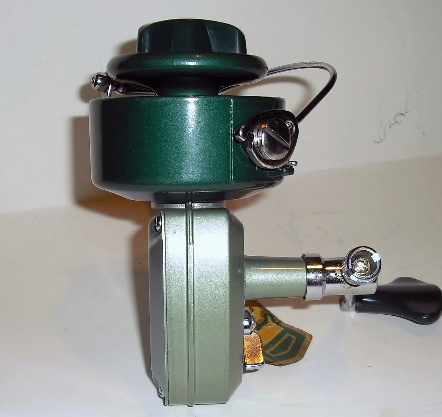 Vintage Daisy Heddon 222 Spinning Fishing Reel - Never Used