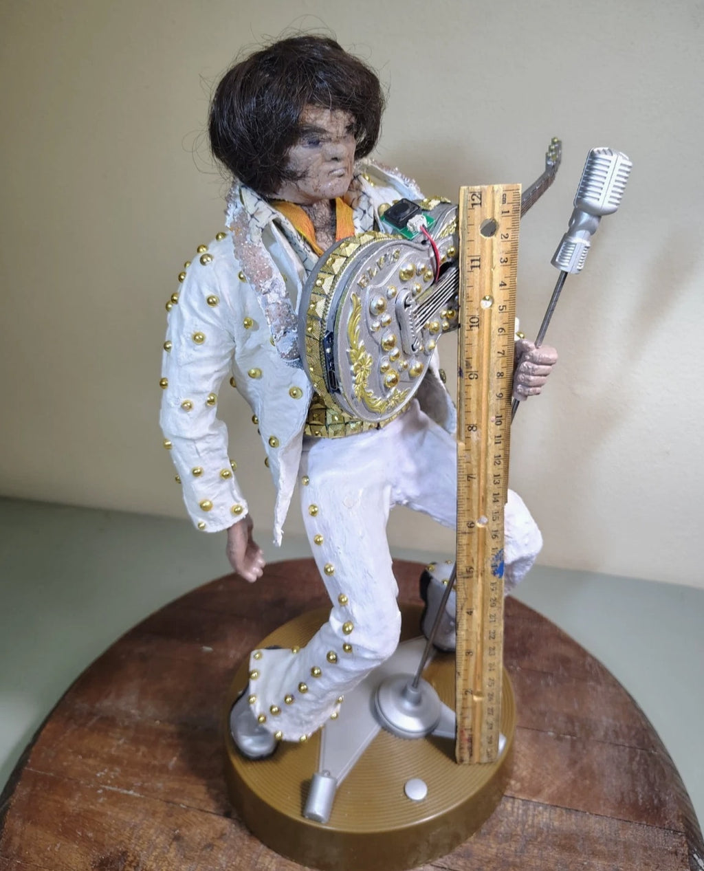 THE ORVILLE TV Show BORTUS Alien as Elvis Handcrafted Action Figure Sound Motion
