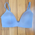 SKIMS Wireless Form T-Shirt Bra Size 32D in Blue