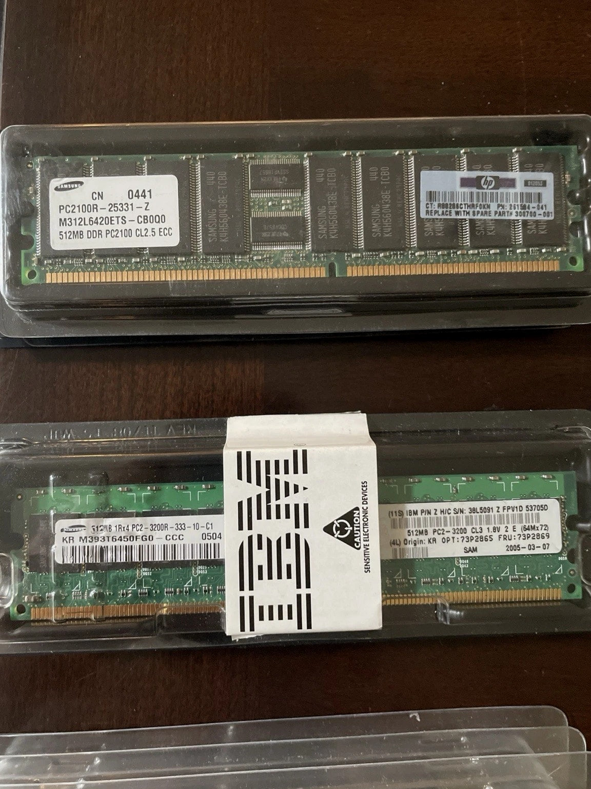 Lot of 40 Pieces Desktop And Server RAM Memory Modules Mixed - 3 Pounds