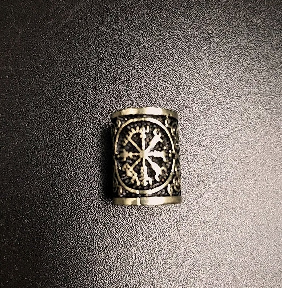 Nostalgia Viking Rune Bear Paw Beard Bead Charm Pendant